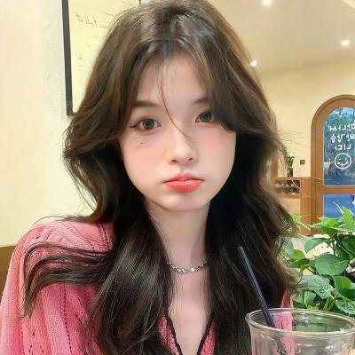 隐藏角色海报